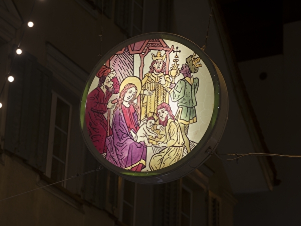 Weihnachtsbeleuchtung in Altdorf