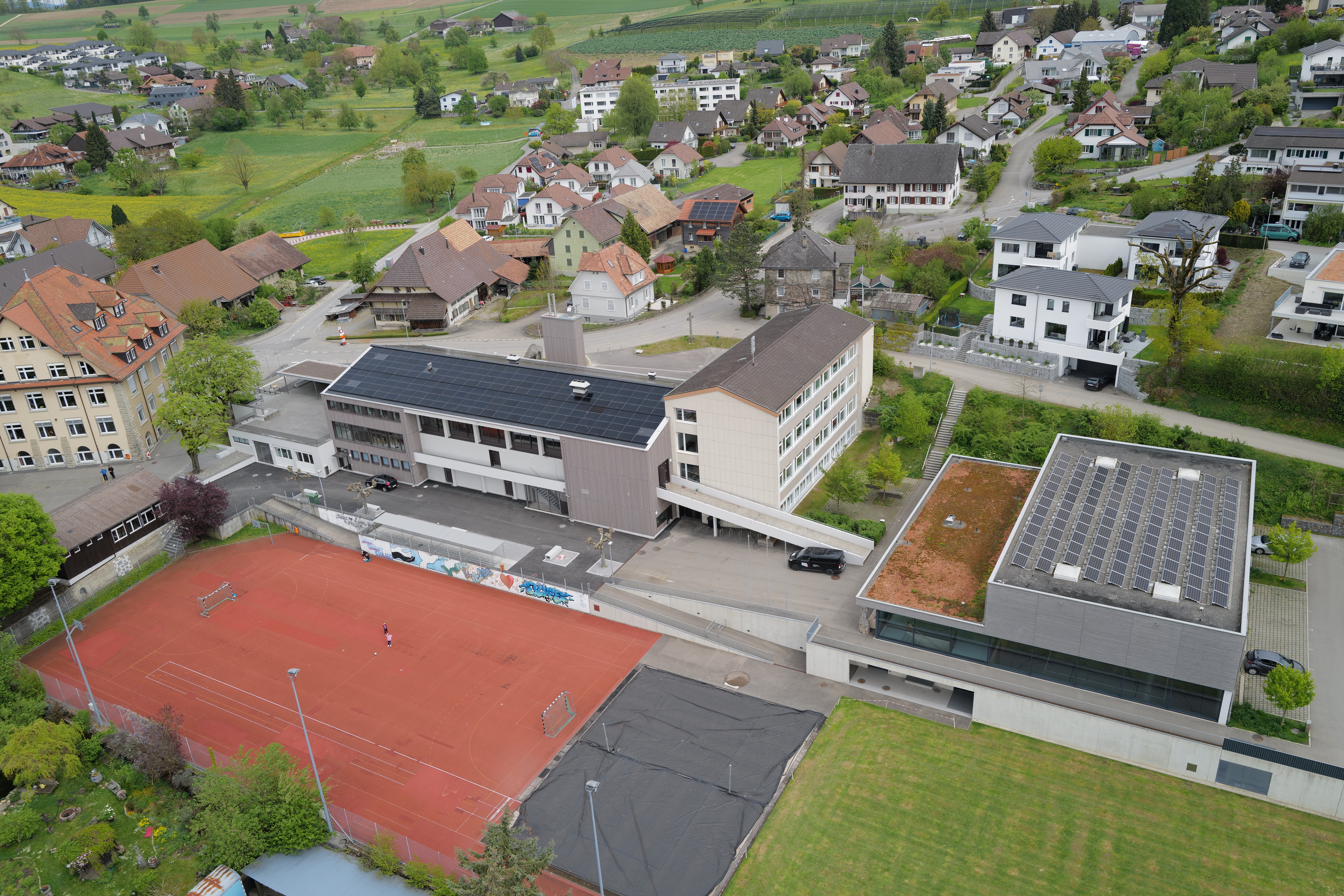 Schulgelände Hägglingen