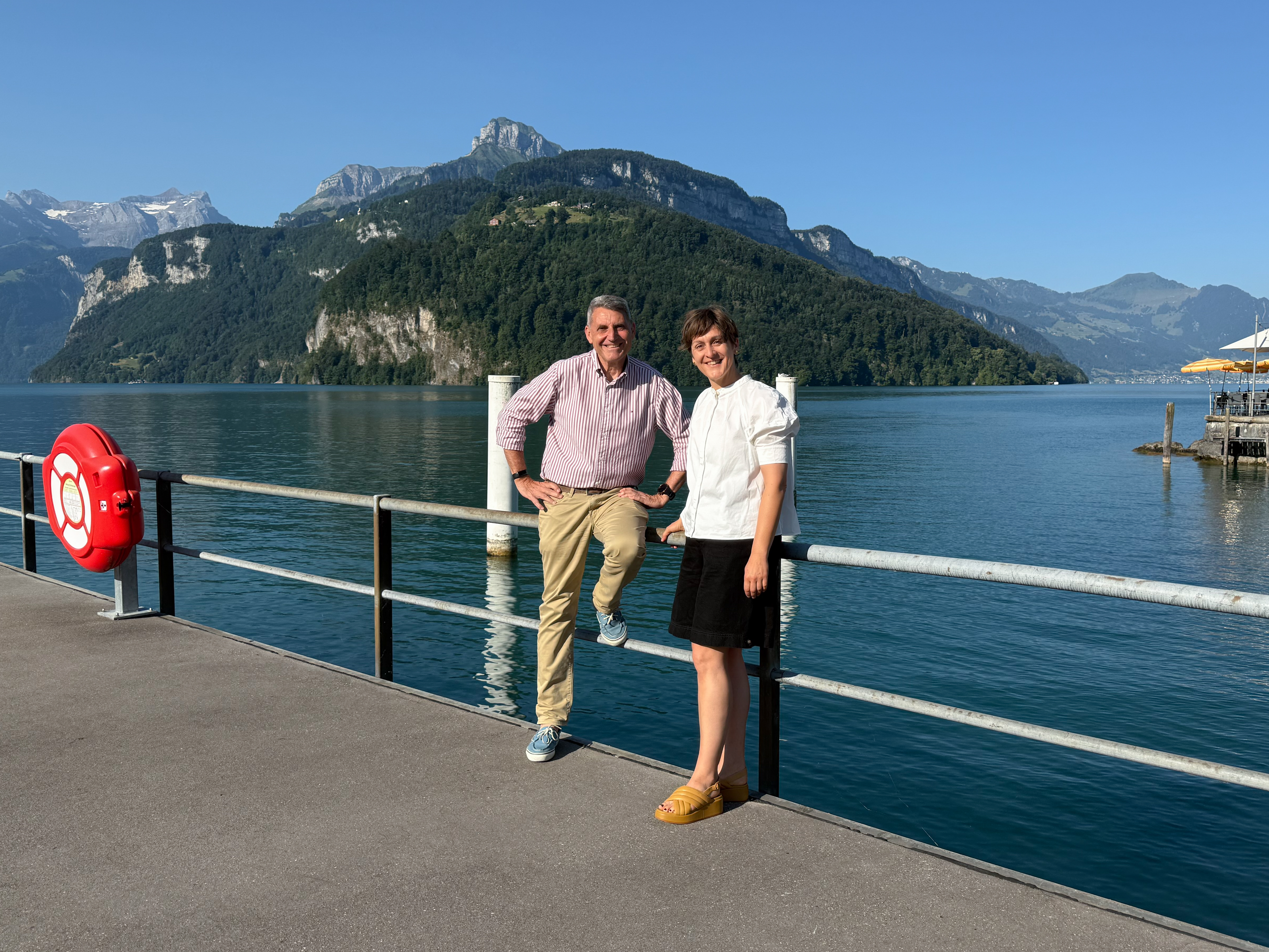 Gemeindeschreiber Aldo Moschetti und Nachfolgerin Sibylle Schmid