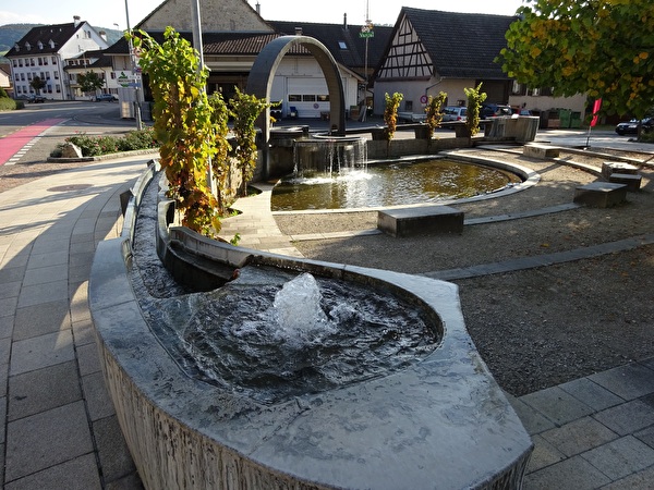 Dorfbrunnen