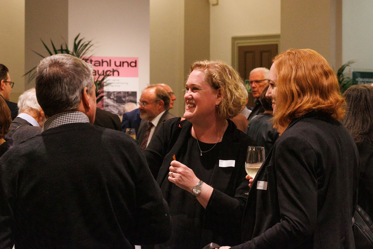 Christa Meier (Stadträtin und alt Gemeinderatspräsidentin) und Maria Sorgo (Stadtparlamentarierin und alt Gemeinderatspräsidentin, beide SP)