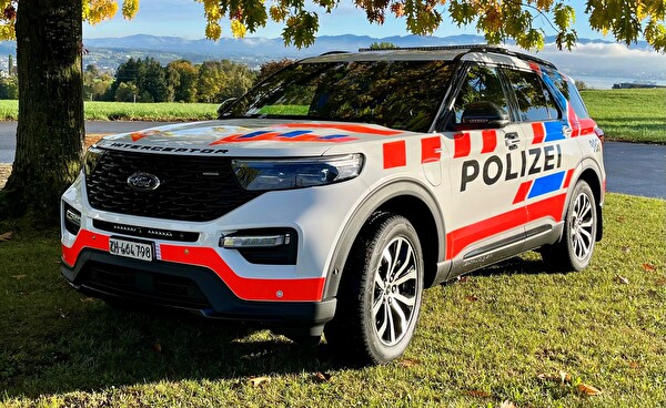 Neues Polizeifahrzeug für Polizei richterswil