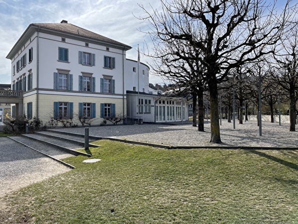 Jugendherberge mit Seebeizli auf dem Horn in Richterswil am See