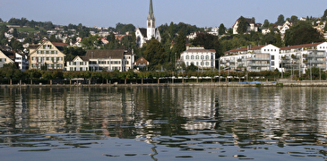Richterswil vom See aus fotografiert