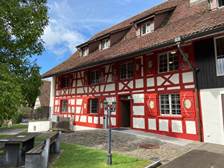 Aussenansicht Gemeindehaus Oberweningen