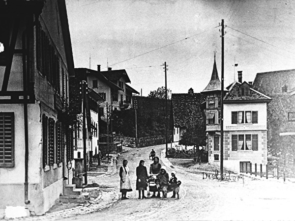 Titelbild Ein Dorf verändert sein Gesicht