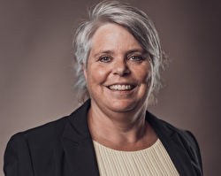 Portrait Andrea Hottinger