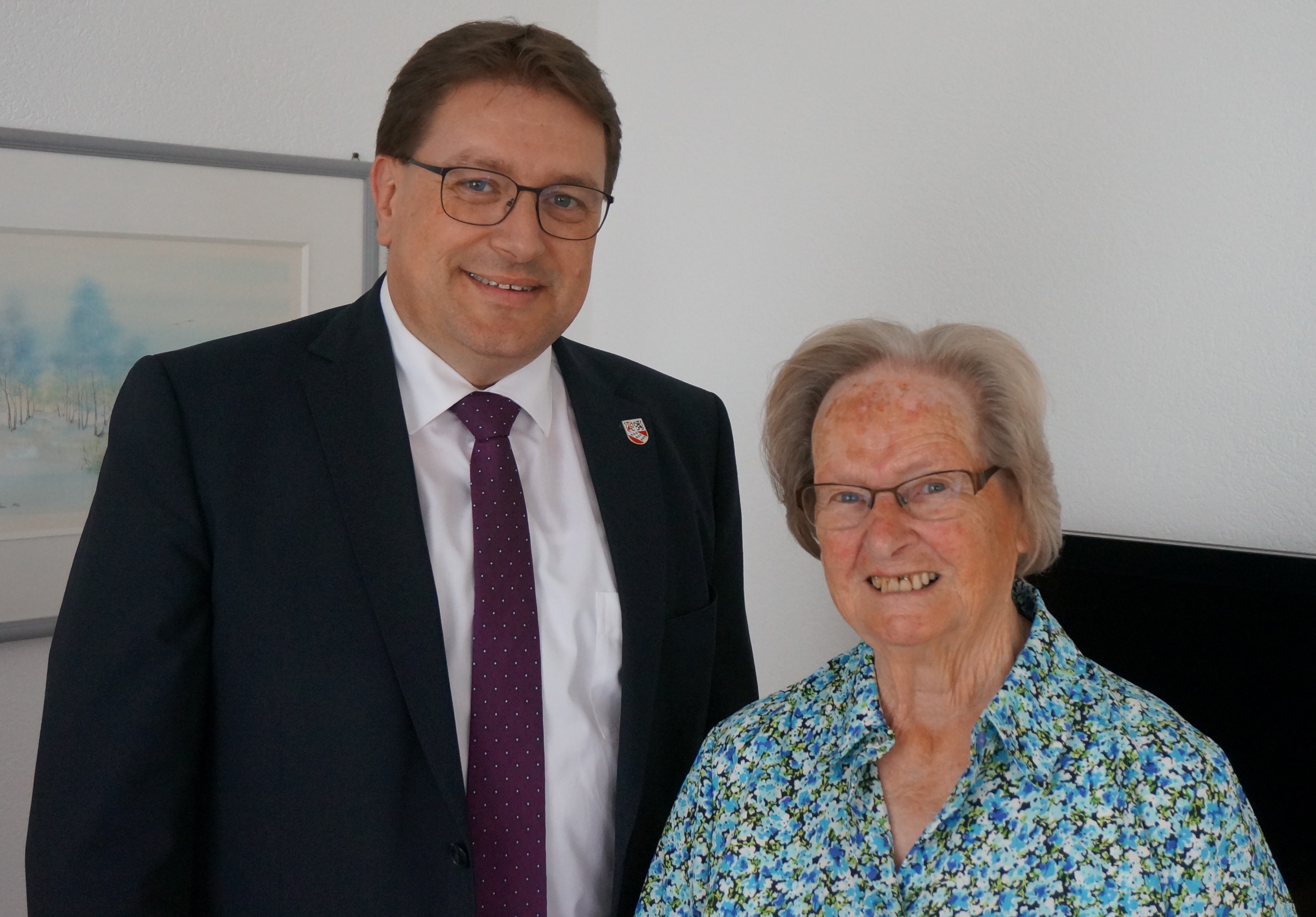 Am 16. Juli 2020 durfte der Gemeinderat persönlich die Glückwünsche an Frau Schneider zum 90. Geburtstag überreichen. Herzlichen Glückwunsch!