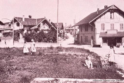 Ebenfalls von 1930, Kinder spielen auf dem "heutigen Bärenkreisel"!