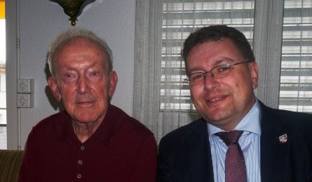 Am Samstag, 5. April 2014 feierte Johann Hofer seinen 90. Geburtstag! Der Gemeinderat gratuliert herzlich dazu.
