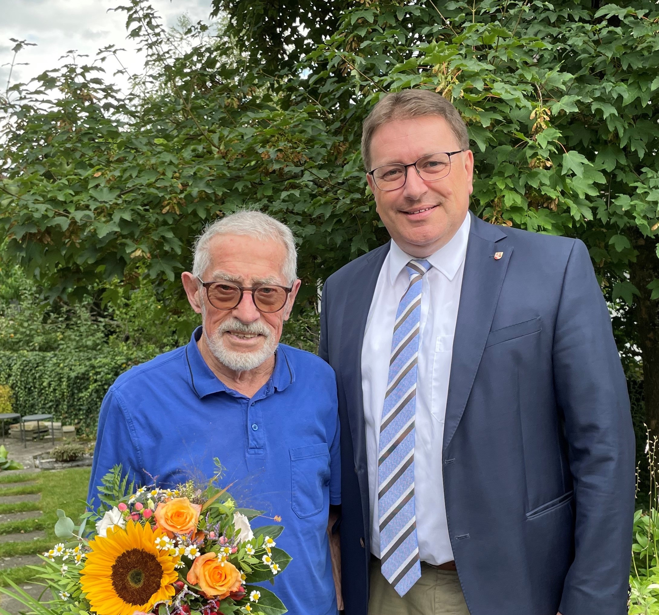 Bei allerbester Gesundheit durfte Herr Beat Schildknecht am 20. Juli 2024, seinen 95. Geburtstag feiern.

Die Gemeindebehörden gratulieren ganz herzlich dazu!