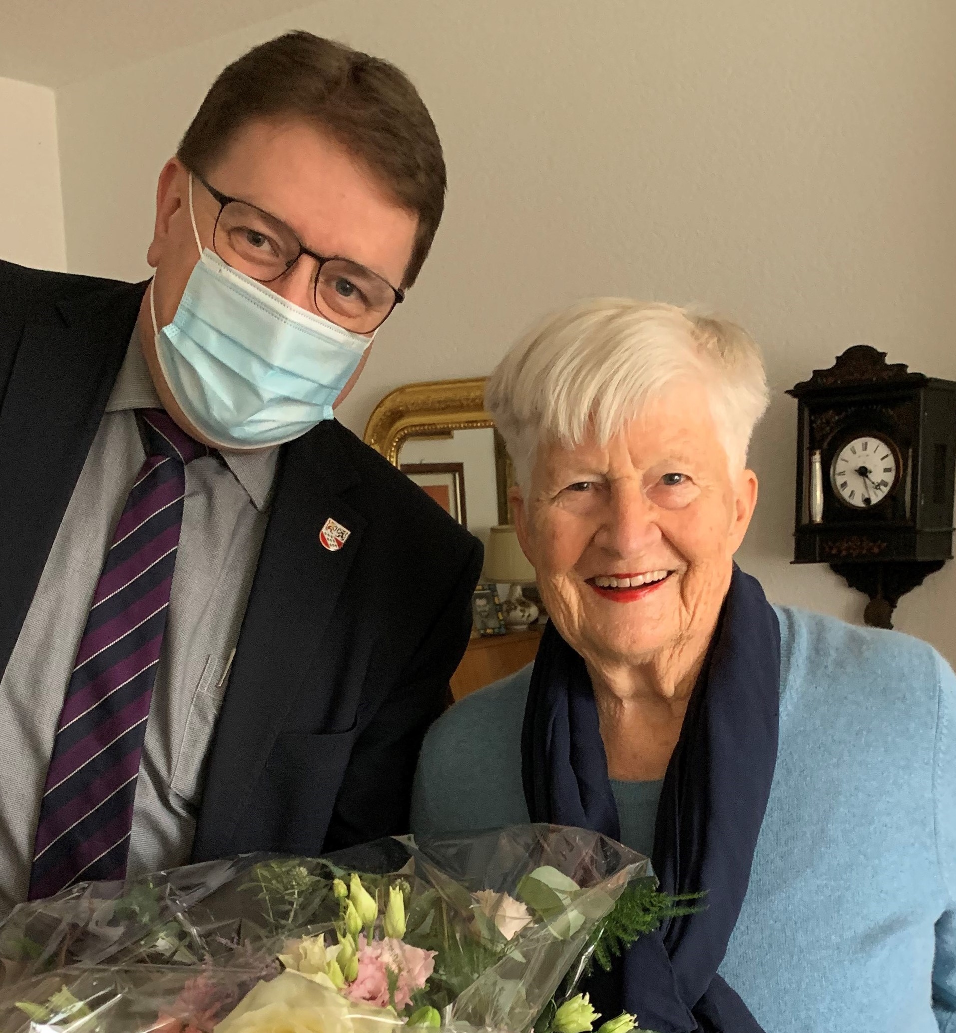 Am Sonntag, 31. Januar 2021, feierte Frau Lilian Kocum ihren 90. Geburtstag.

Die Gemeindebehörden gratulieren herzlichst!