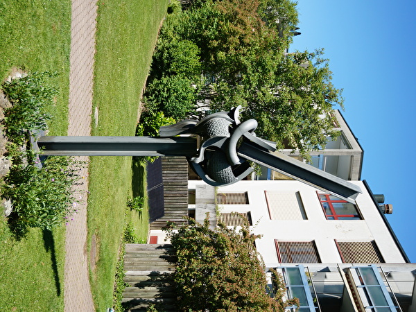 Geknickte Säule