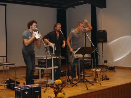 Für einen fulminanten Abschluss sorgte die Folk-Pop-Band Tomazobi aus Bern. 