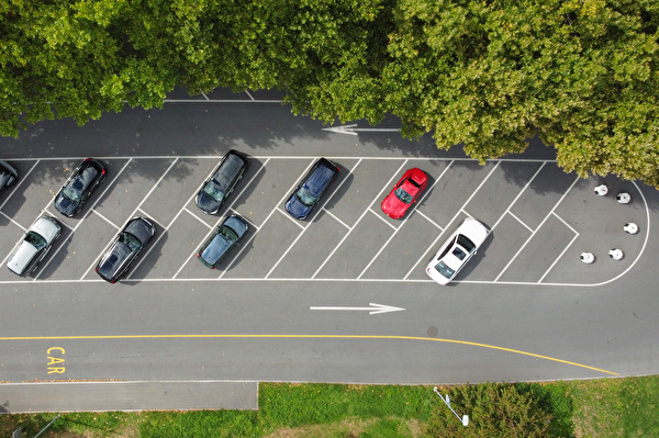 Parkende Autos.