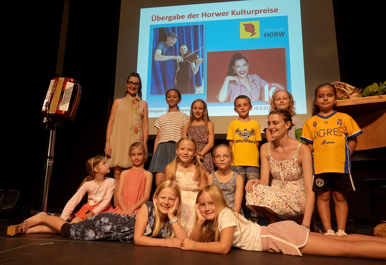 Muriel Zemp und Mirjam Bühlmann und Kinder