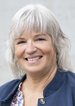 Claudia Röösli