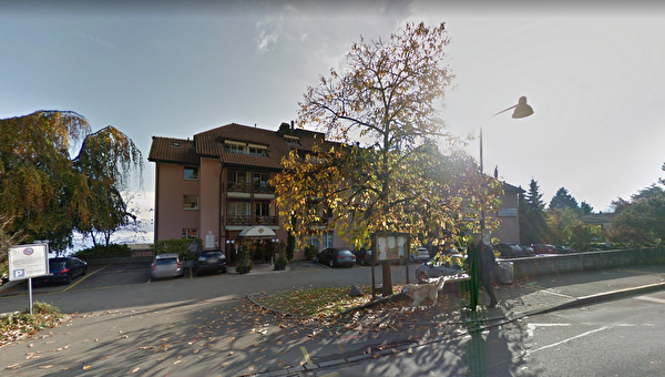 Das Seehotel Kastanienbaum beherbergt auch die Postfiliale.