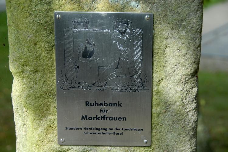 am Friedhofweg hinter dem Gemeindehaus