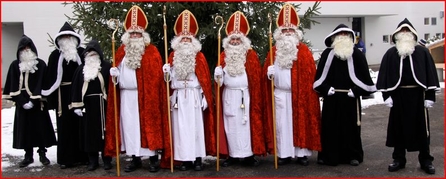 Santichlausgruppe mit Schmutzlis 