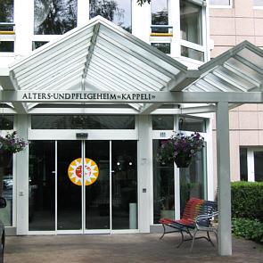 Eingang zum Altersheim Käppeli