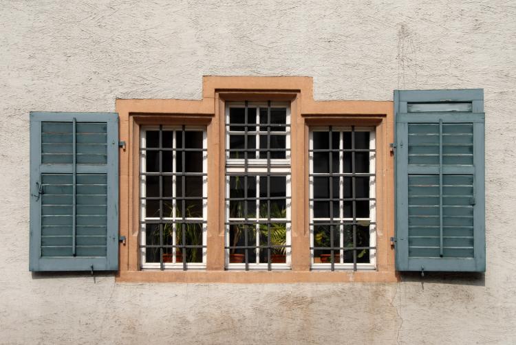 Ecke Einmündung der  Baselstrasse in die Hauptstrasse 