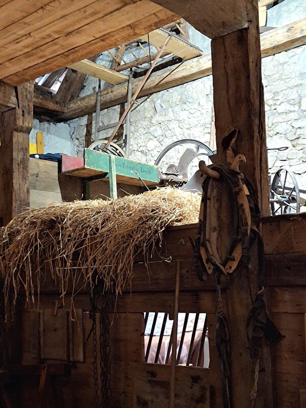 Stoffhaufen mit Fuchsfell