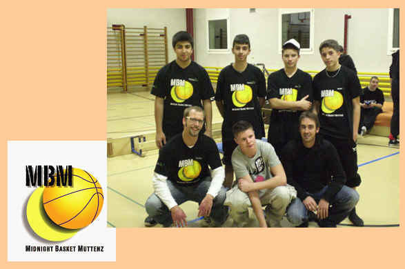 Sujet MBM, Midnight Basket Muttenz und Team von 7 Spielern