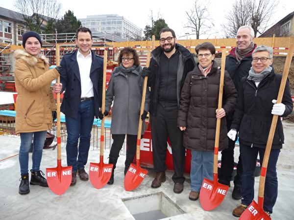 Von links nach rechts: Michelle Kamm, Thomi Jourdan, Agnes Hermann, Markus Walser, Fransziska Stadelmann, Christoph Heitz und Claudia Fetzer