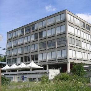 GIBM Gewerblich-industrielle Berufsfachschule Muttenz, Schulhaus