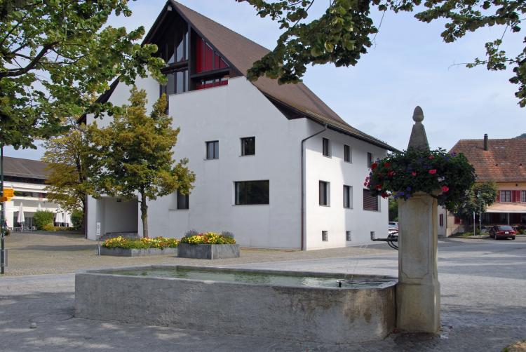 Kirchplatz 3