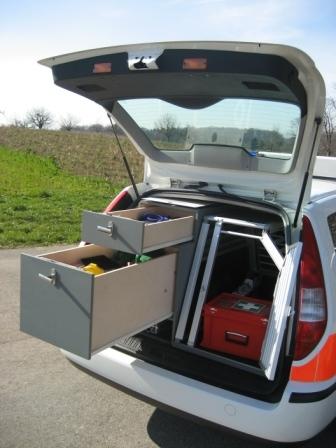 Hauptstrasse 2
Telefon 061 466 62 19 
E-Mail:gemeindepolizei@muttenz.bl.ch

<LINK http://www.muttenz.ch/de/sichermain/sicherpolizei/>Gemeindepolizei</LINK>