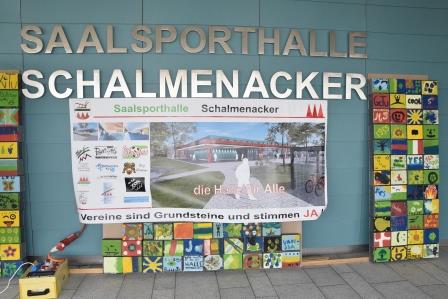 Eingangsbereich Saalsporthalle Schalmenacker