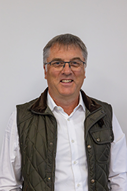 Gunthard Niederbäumer