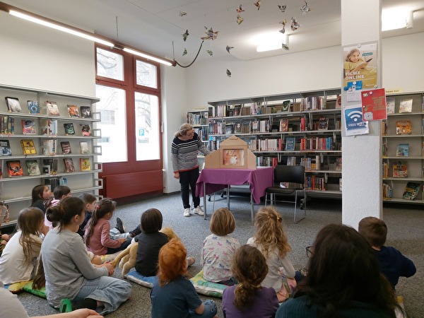 Bibliothek: Kamishibai