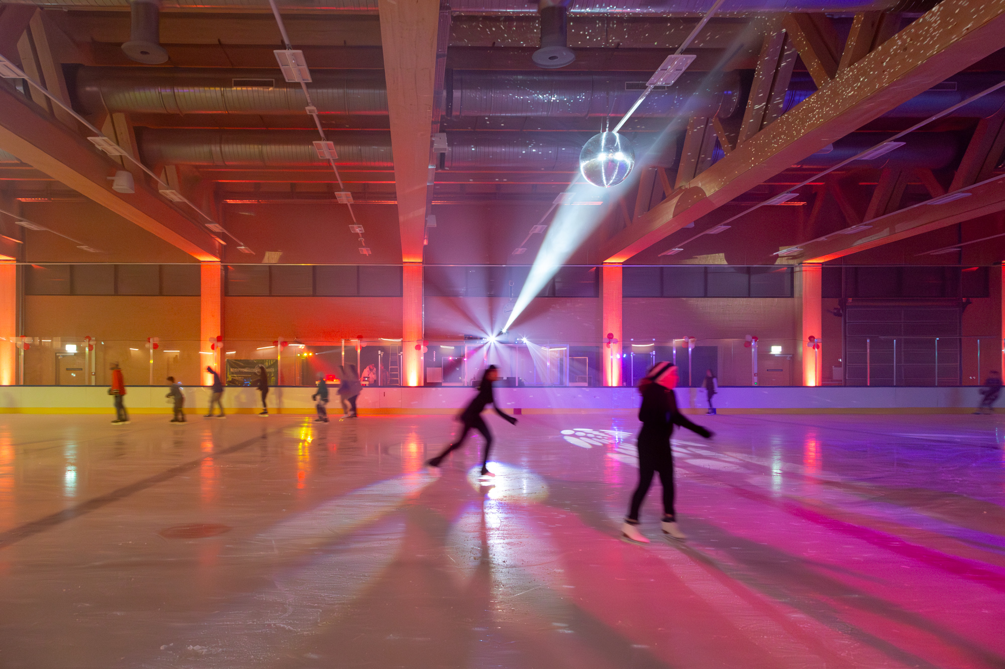 Eis-Disco mit  «Marvellous 80ies»