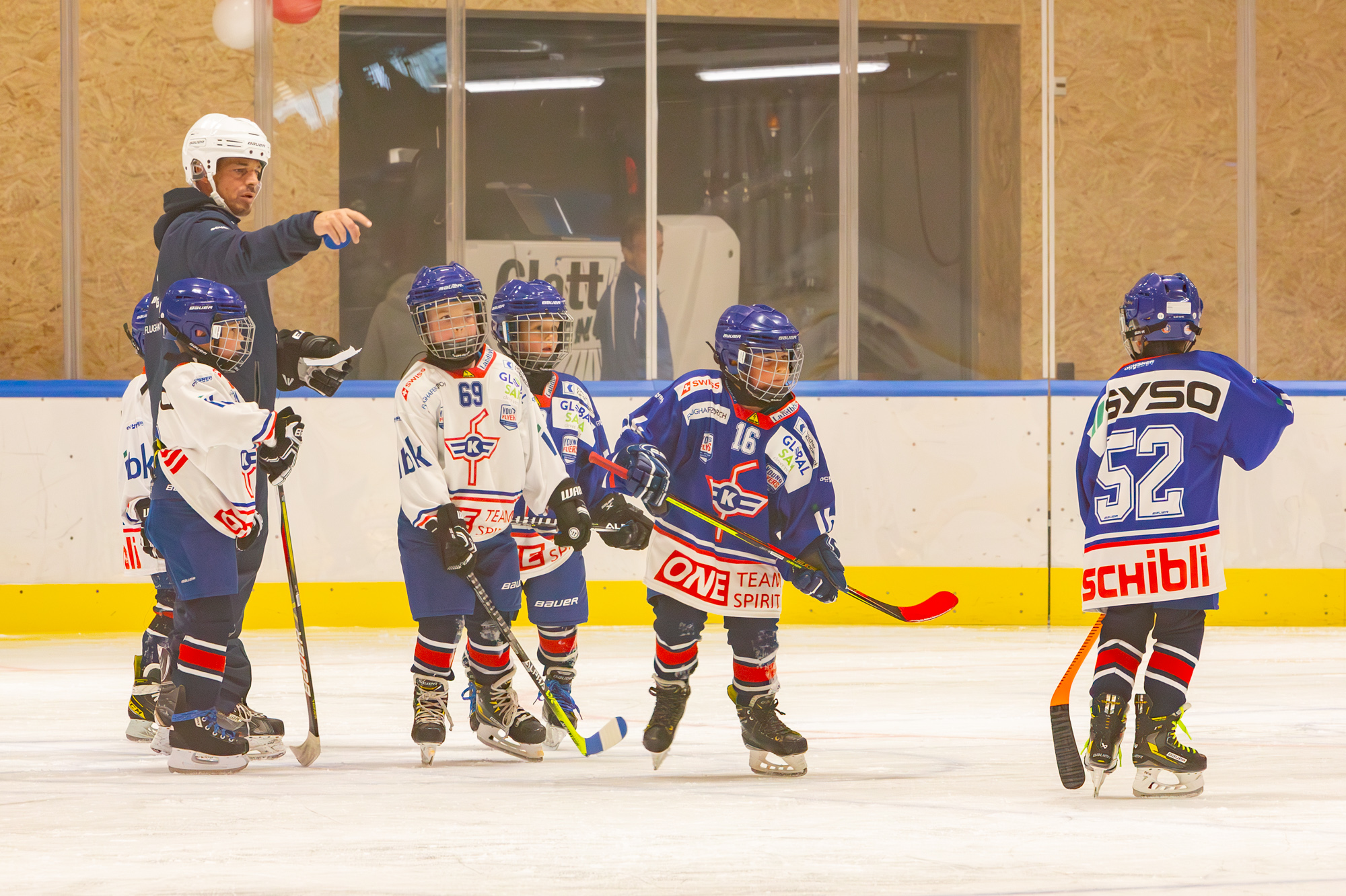 EHC-Junioren-Hockeyspiel 
