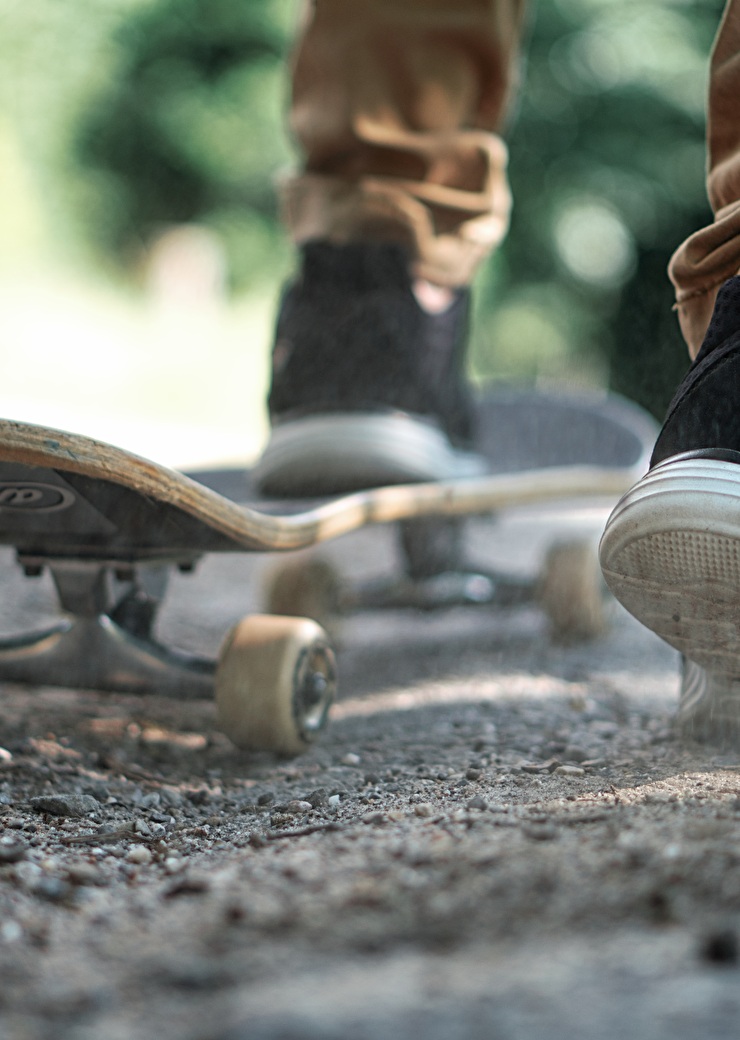 Trottinett fahren, skaten oder rollerbladen – auch hier gelten Regeln. (Bild: Anrita)