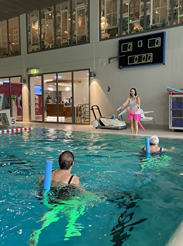 Teilnehmerinnen im Aquafit Kurs