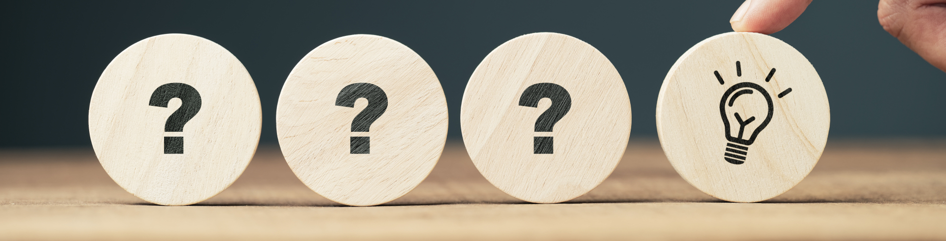 FAQ. Bild: istock, Patpitchaya