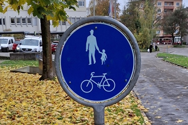 Velo und Fussverkehr