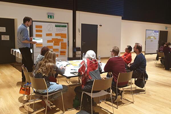 Impressionen aus dem Workshop zur Kinder- und Jugendförderung im Stadtsaal. (Bild: Stadt Kloten, MM)