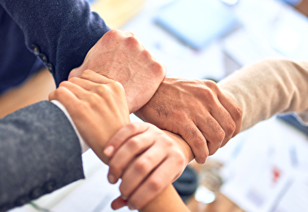 Sozialhilfe. Bild: krakenimages