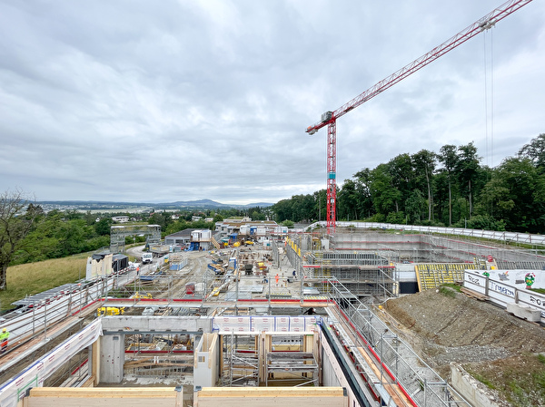 Blick auf die Baustelle Richtung Nordwest. (Bild: Stadt Kloten, MGE)