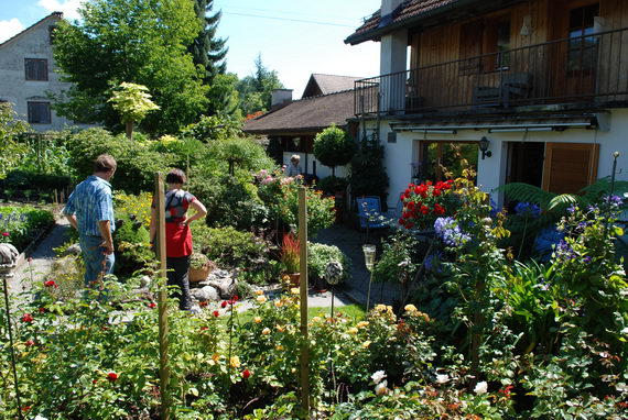 Der Garten ist der letzte Luxus unserer Tage, denn er erfordert das, was in unserer Gesellschaft am kostbarsten geworden ist: Zeit, Zuwendung und Raum. 