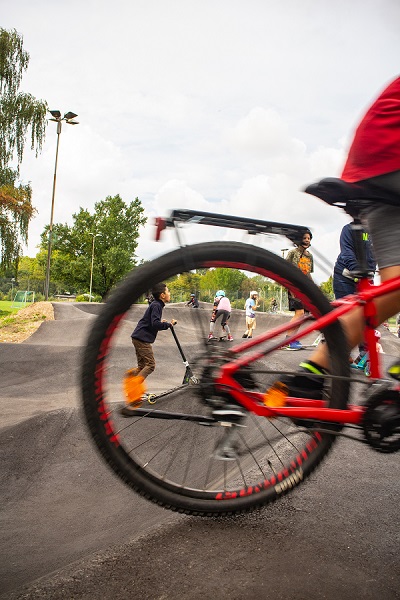 An der Eröffnung des Rollparks dreht sich alles ums Rollen!