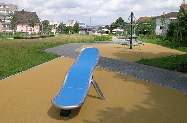 Spielplatz Bruggacker-Park (Bahnhof Opfikon)