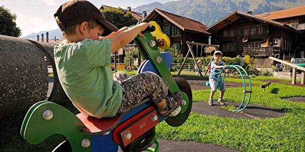 Spielplatz Dorfplatz