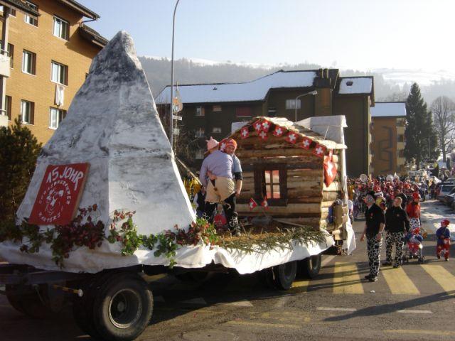 Die Motterifasnacht besteht in Malters seit über 30 Jahren. 1977 an der Alten Fasnacht gründeten sieben junge Malterser den Motterirat, die eigentliche Dachorganisation der Malterser Motterifasnacht. Zusammen mit den Guuggenmusigen Aemmeruugger, Schädubrommer und Schabegrabscher werden über die Fasnachtszeit verschiedenste Aktivitäten wie Fasnachtseröffnung, Bälle und Beizlifasnacht, Monsterkonzerte, Fasnachtszeitung und Plakette angeboten. Der eigentliche Höhepunkt bildet der farbenfrohe Motteriumzug mit ca. 30 Nummern am Güdismontag. Der Gemeinnützige Frauenverein und das Alterswohnheim Bodenmatt organisieren die Fasnachtsanlässe für unsere Bevölkerung im Seniorenalter.
