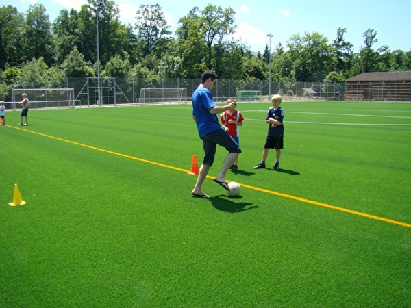 Fussballspielen